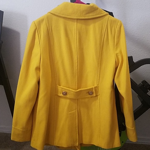 Jacket - Picture 2 of 3